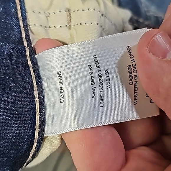 Silver Avery dark wash 36x33 high rise slim boot cut jeans - Picture 6 of 7